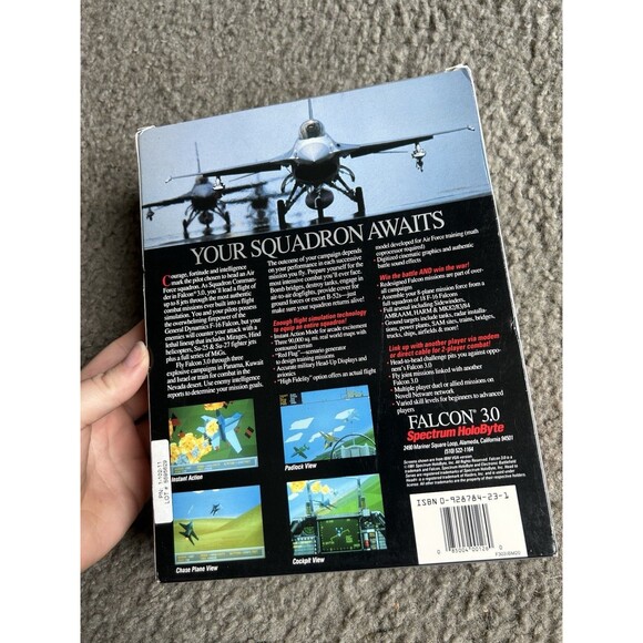 Falcon 3.0 (PC, 1991) Spectrum HoloByte 3.5" floppy with Flight Manual & Maps - Picture 4 of 8